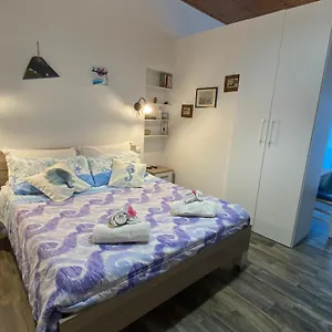  Apartment Centro Storico 5 Mins From Port Casa Celeste