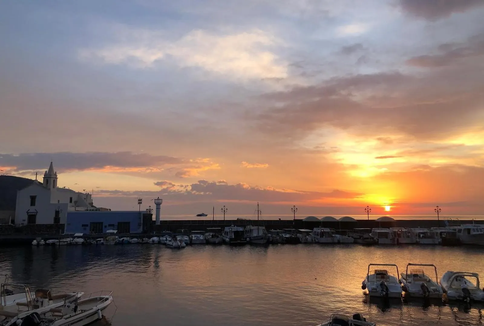 Appartamento Via Roma 55 Città di Lipari 0*,  Italia